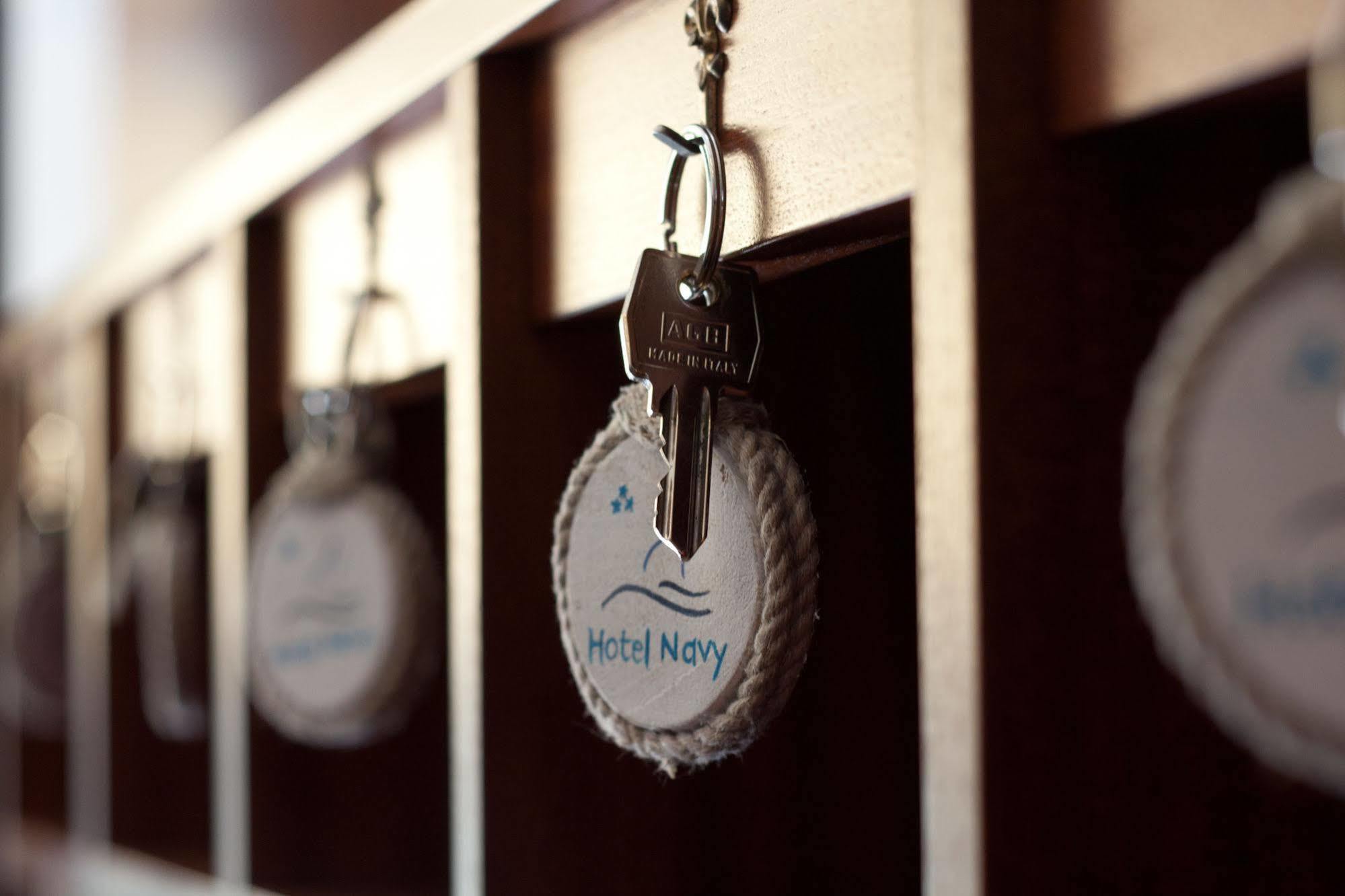 Hotel Navy Ліворно Екстер'єр фото